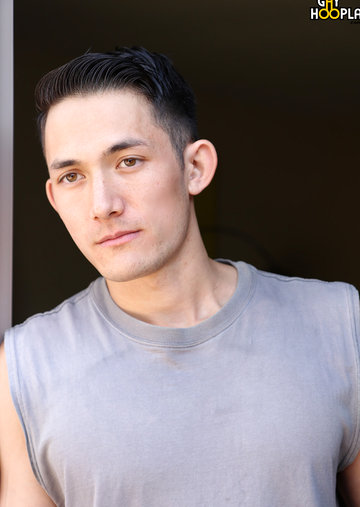 NEW Model Derek CASEY Jerks Off