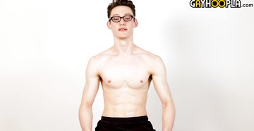 Kinky 18 Y/O Kingsley Kross Can't Wait To Fuck On Camera!